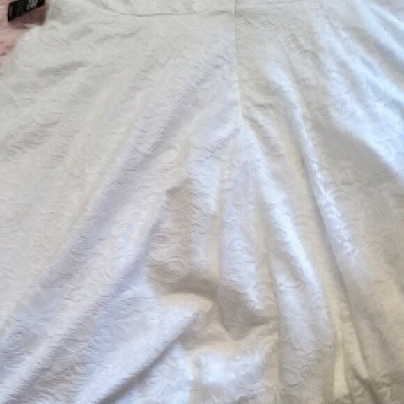 NWT Torrid Ivory Strech Lace Wedding Dress Size 24 - Picture 10 of 14